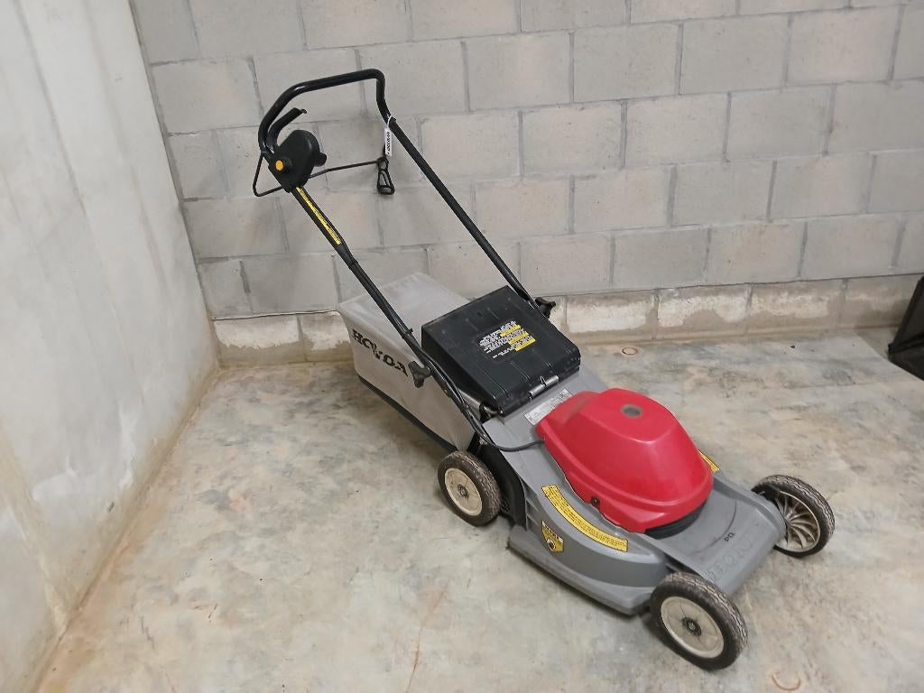 Elektrische honda grasmaaier, Ophalen, Cirkelmaaier, Elektrische grasmaaier, Zo goed als nieuw