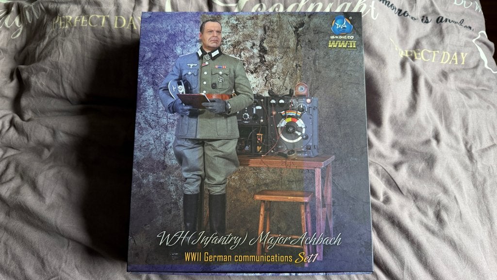 1/6"Major Achbach" -La Grande Vadrouille -De Funes - Bourvil, Enlèvement ou Envoi, Comme neuf, Diorama