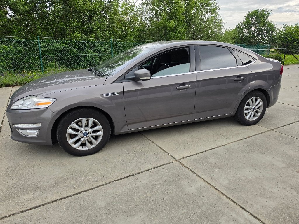 Ford Mondeo 1.6 TDCI 2014 Airco, Navi + Garantie, Auto's, Ford, Euro 5, Zwart, Mondeo, Navigatiesysteem