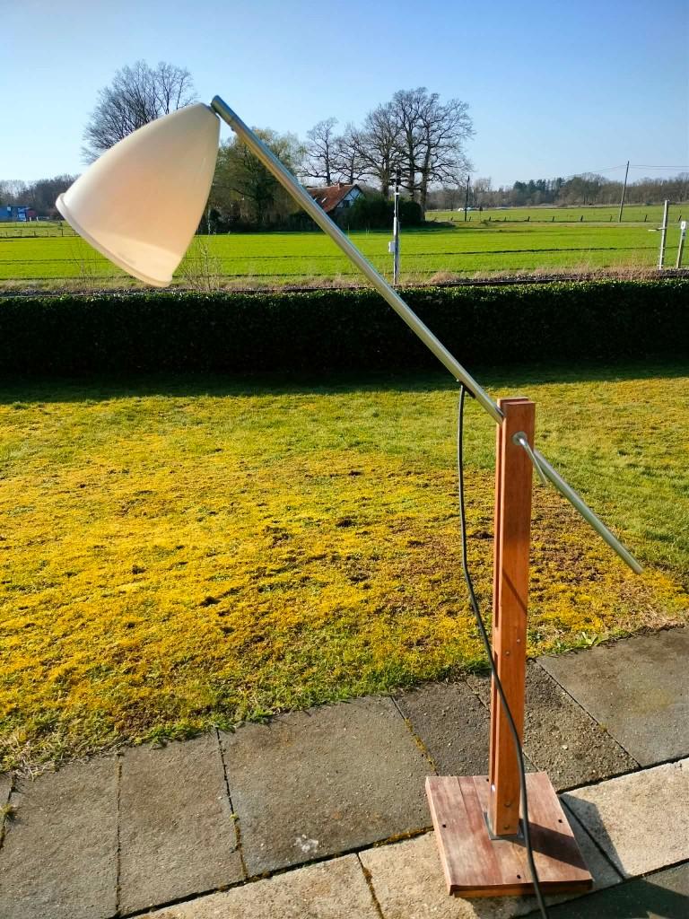 Stevige en zware tuinlamp. Verschillende standen. Ikea, Ophalen, Gebruikt, Staande lamp, Netvoeding