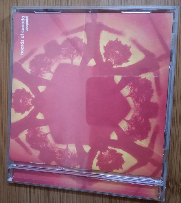 "Geogaddi" (Boards of Canada) CD + booklet, Ophalen of Verzenden