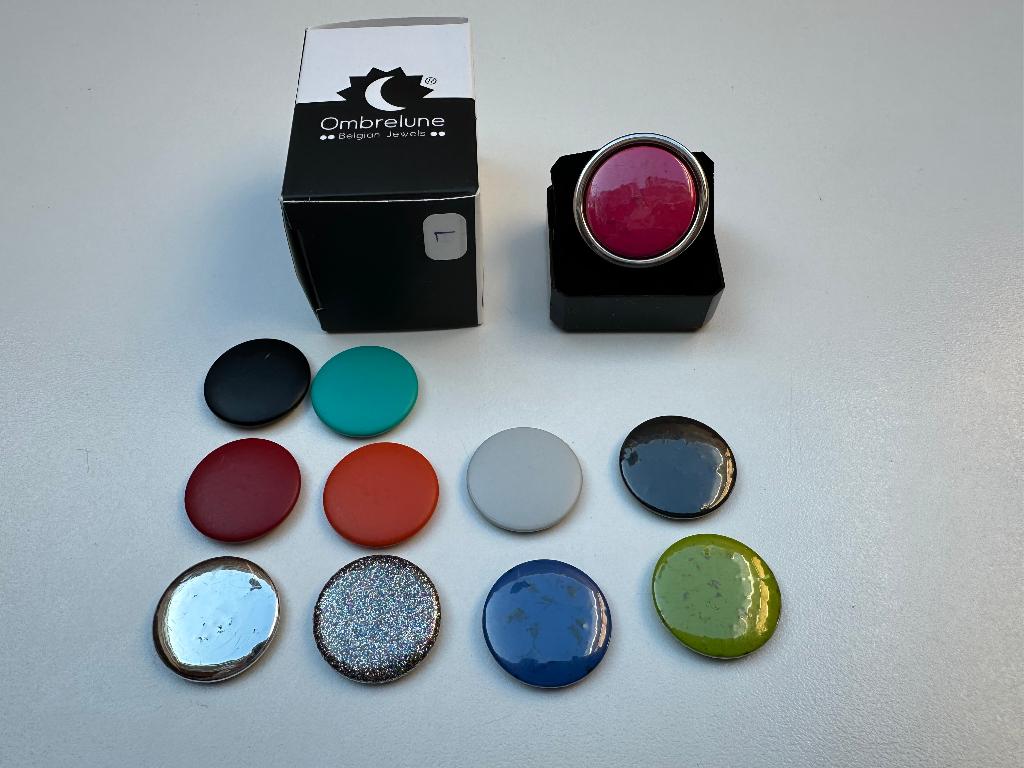 Verstelbare ring + 11 magnetische stippen L Ombrelune, Gebruikt, IJzer of Staal, Ophalen of Verzenden, Dame