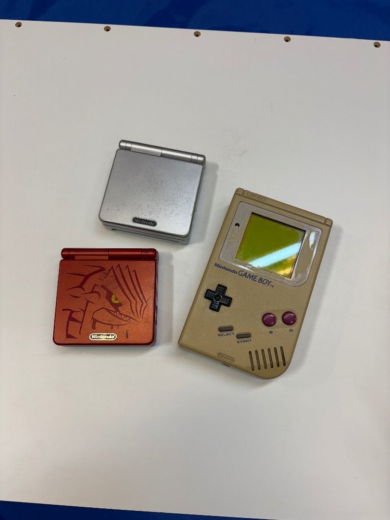 Lot Game Boy : GBA SP Groudon + SP Silver + Game Boy, Enlèvement ou Envoi, Utilisé, Game Boy Advance