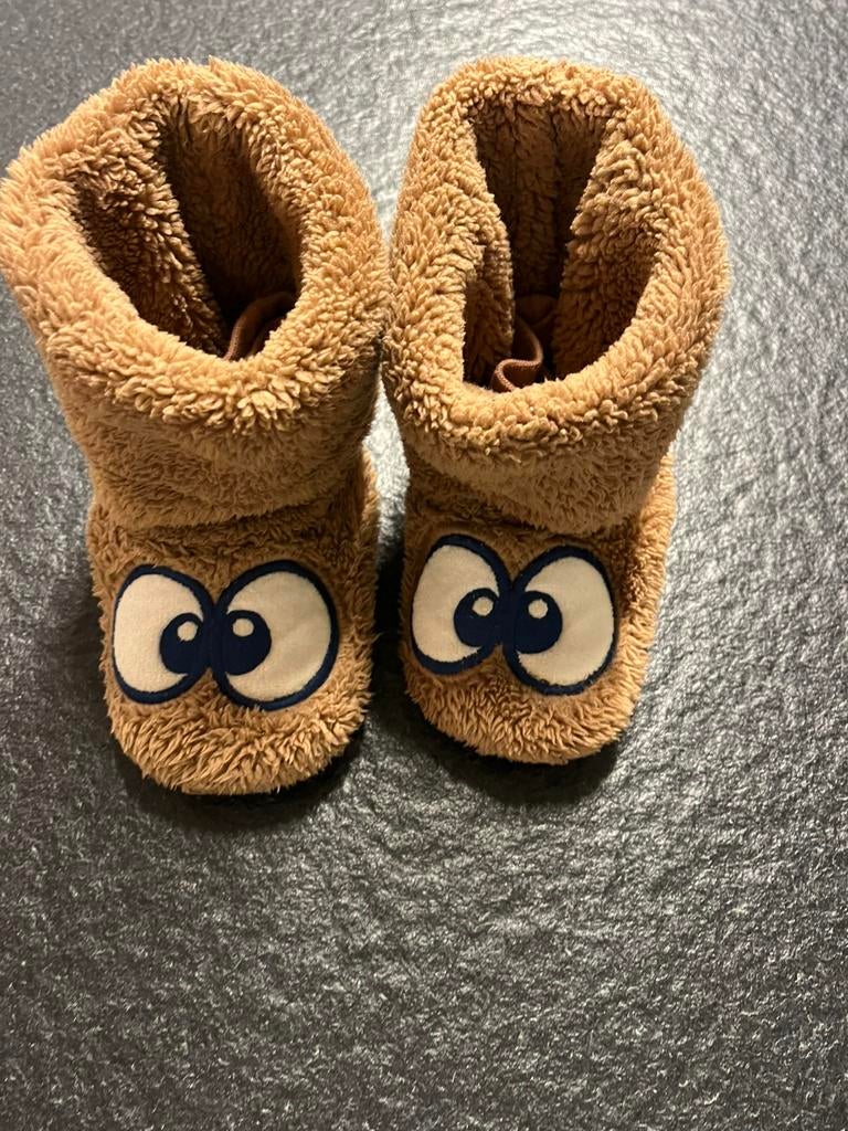 WOODY pantoffels per paar, Ophalen, Zo goed als nieuw