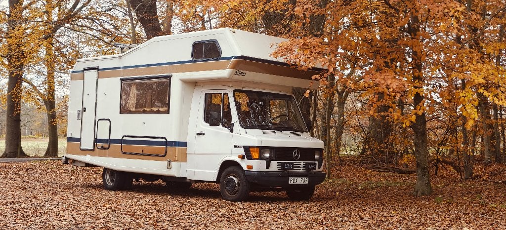 Niesmann+Bischoff Clou – 410D – Camping-car premium, Boîte manuelle, Extincteur, Particulier, Mercedes
