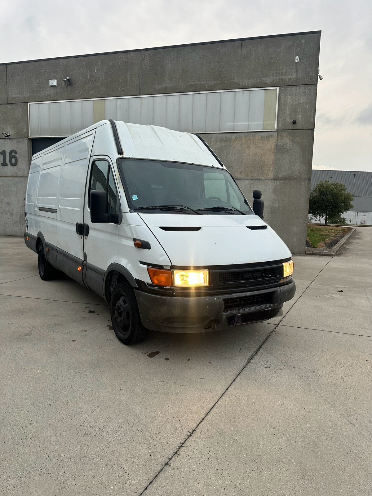 Iveco Daily 35C13 2.8 – Lang chassis – 2004, Vacatures