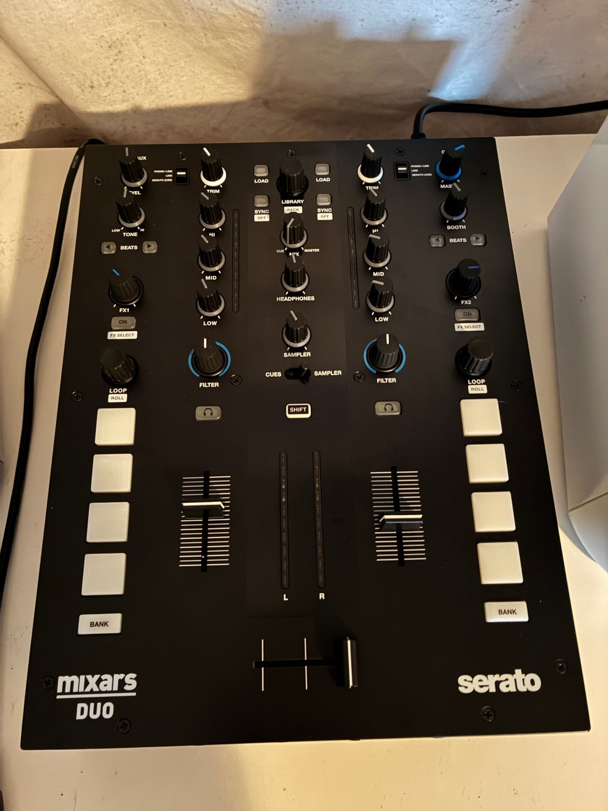 Mixars duo mengpaneel serato, Musique & Instruments, Tables de mixage, Enlèvement, Comme neuf