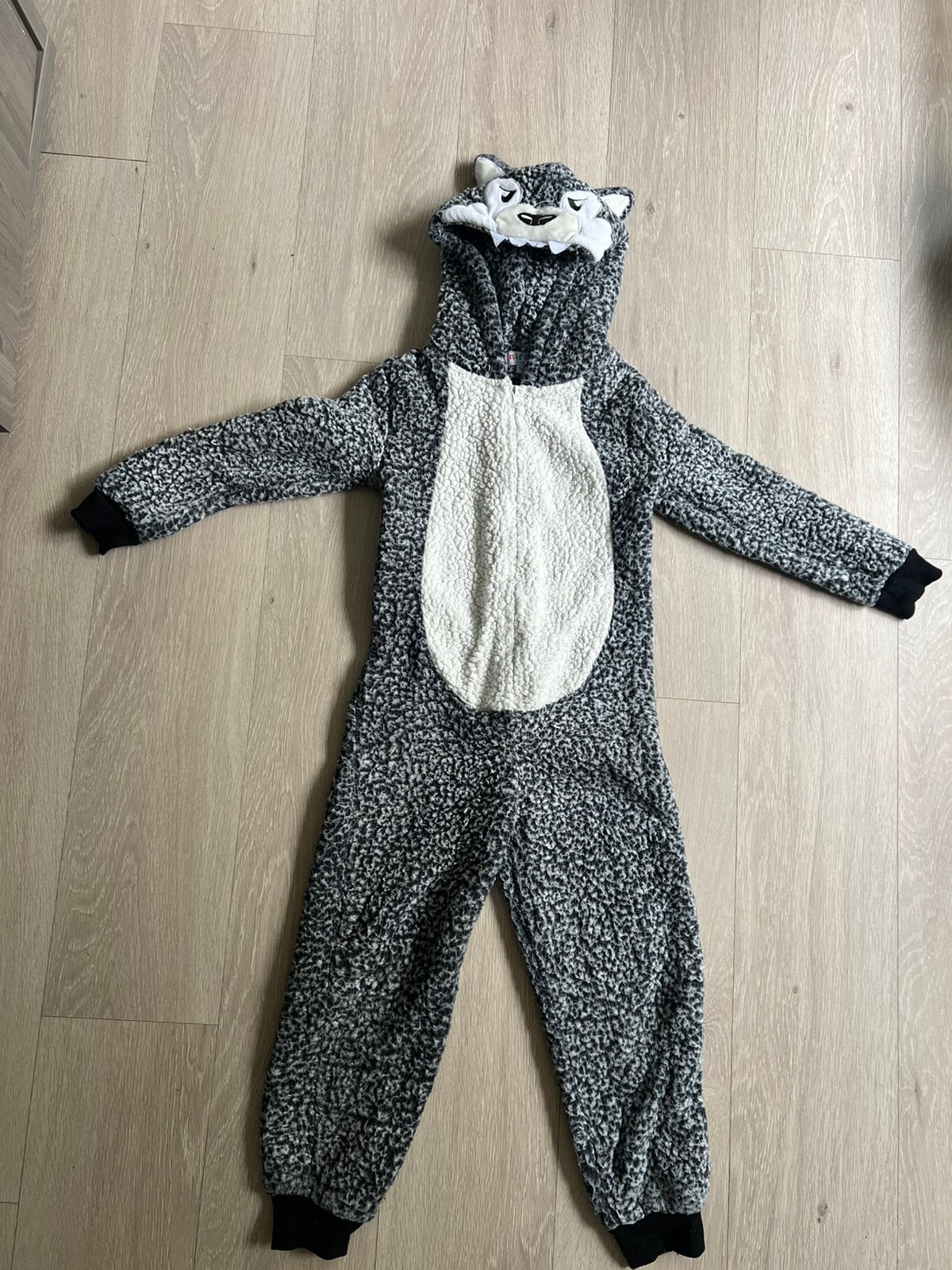 Verkleedkledij wolf 7-8 jaar, Kinderen en Baby's, Carnavalskleding en Verkleedspullen, Ophalen, Zo goed als nieuw