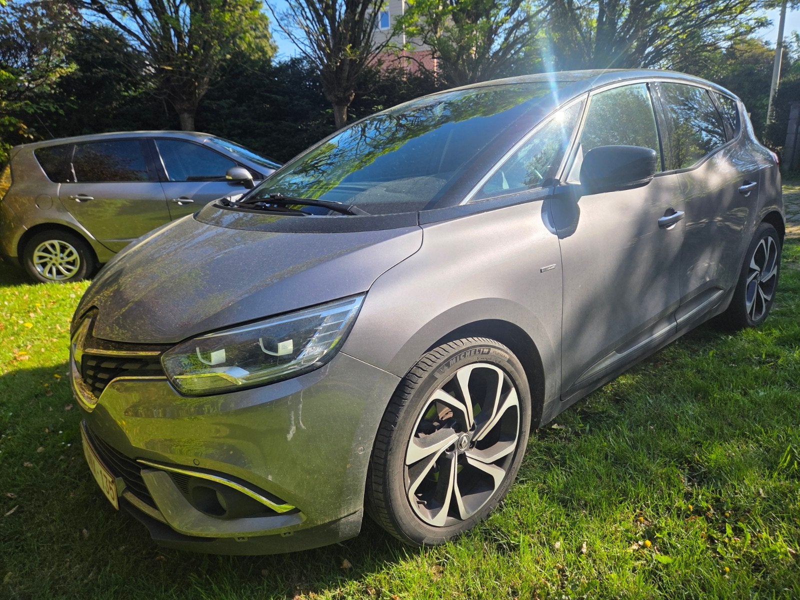 2018/benzine 168 000 km! E X S P O R,T! 5000€ !, Auto's, Leder, Bedrijf, Handgeschakeld, Te koop