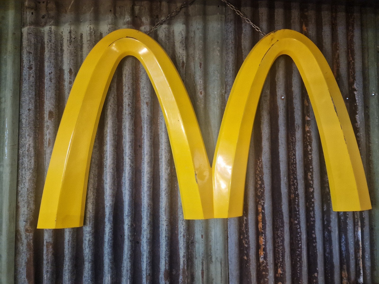 aluminium M de McDonald's, Enlèvement, Utilisé, Panneau publicitaire
