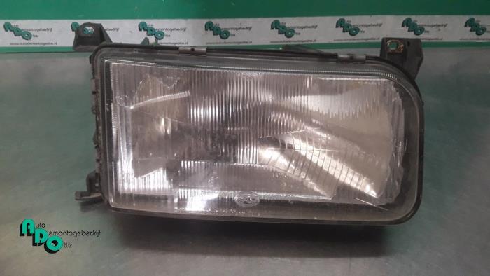 Phare droit d'un Volkswagen Passat (Passat 88-), -, 3 mois de garantie, Utilisé, -