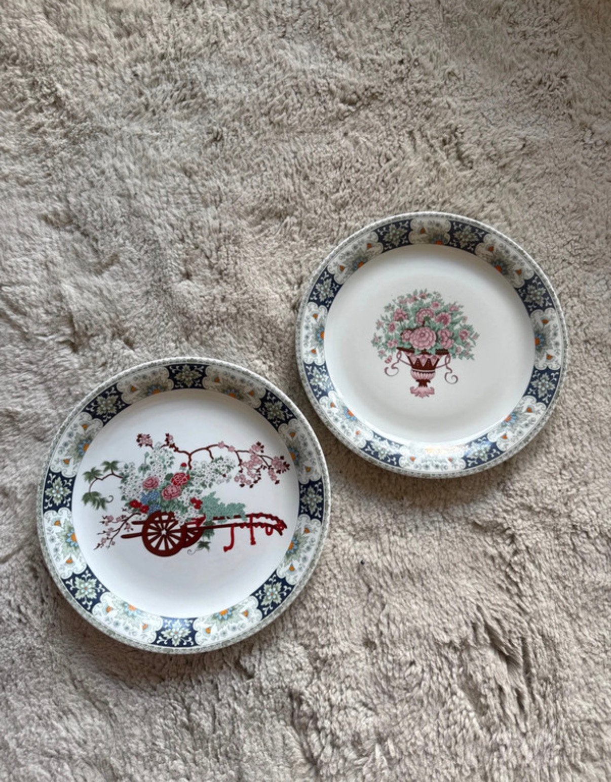 Ensemble de 2 assiettes vintage en Porcelana Real de 1988, Enlèvement, Comme neuf