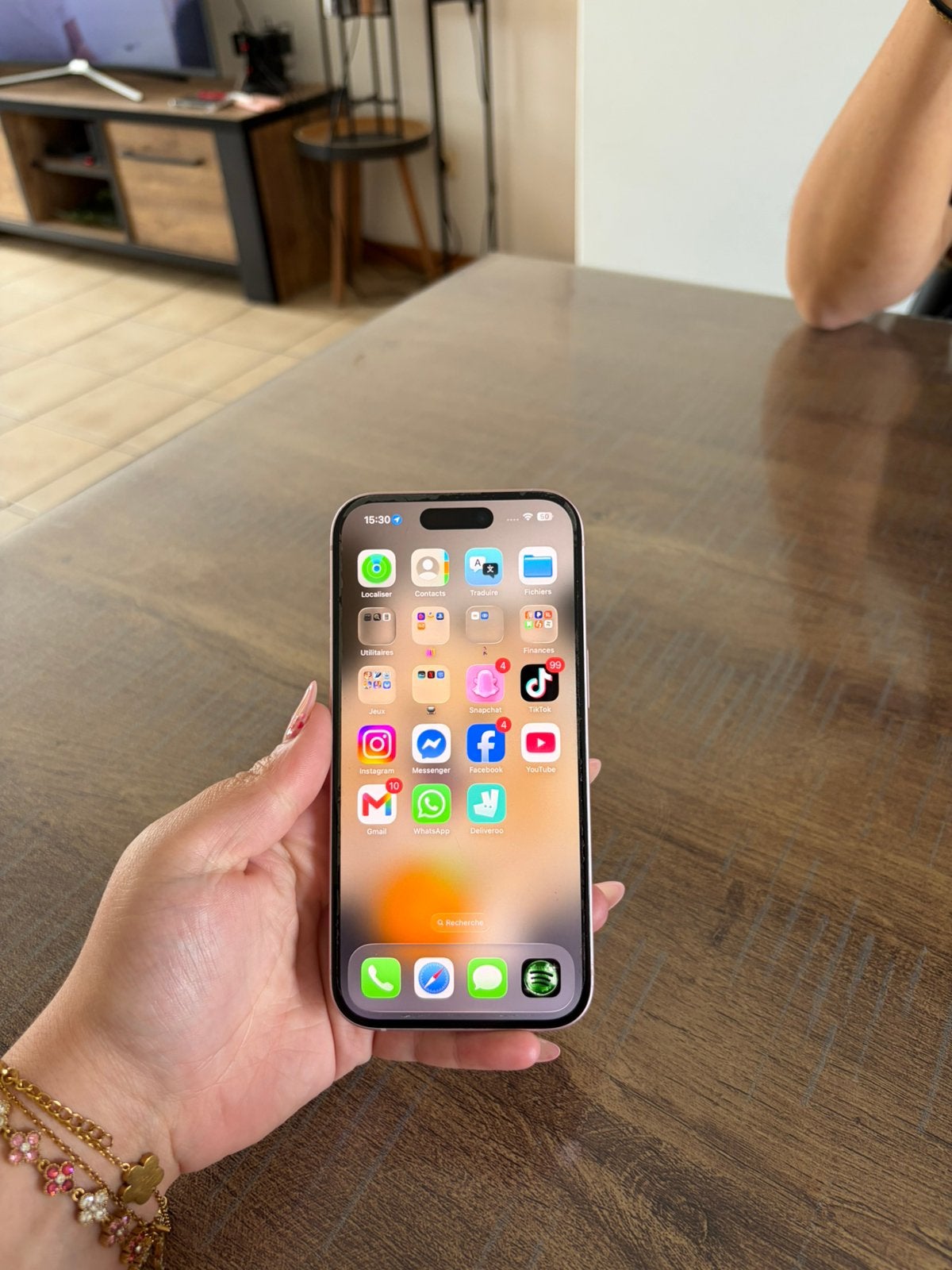 Iphone 15 rose, Ophalen, Zo goed als nieuw, Roze, IPhone 15