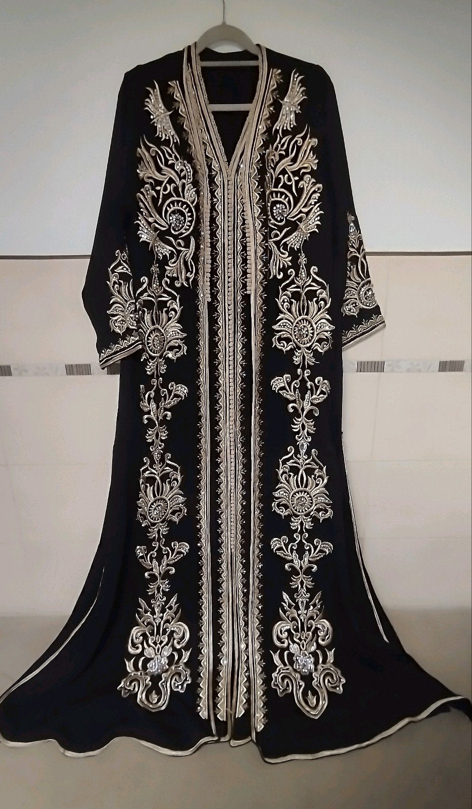 Caftan marocain à louer, Kleding | Dames, Gelegenheidskleding, Ophalen, Nieuw, Zwart, Overige typen