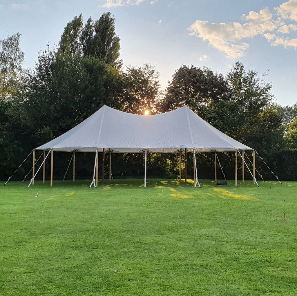 tente en toile à voile 10 x 16 et 12 x 18, Tentes pour Fêtes et Événements