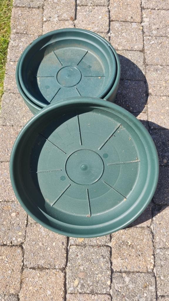 15 soucoupes pour  pots, Enlèvement