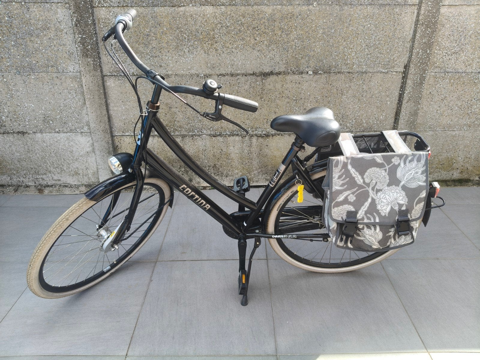 Cortina damesfiets in goede staat, Ophalen, Gebruikt, Overige merken, Versnellingen