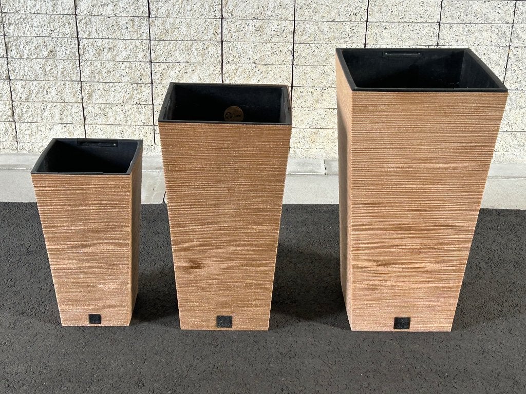 Bloembakken, Tuin en Terras, Bloembakken en Plantenbakken, Ophalen, Kunststof, Vierkant, Zo goed als nieuw