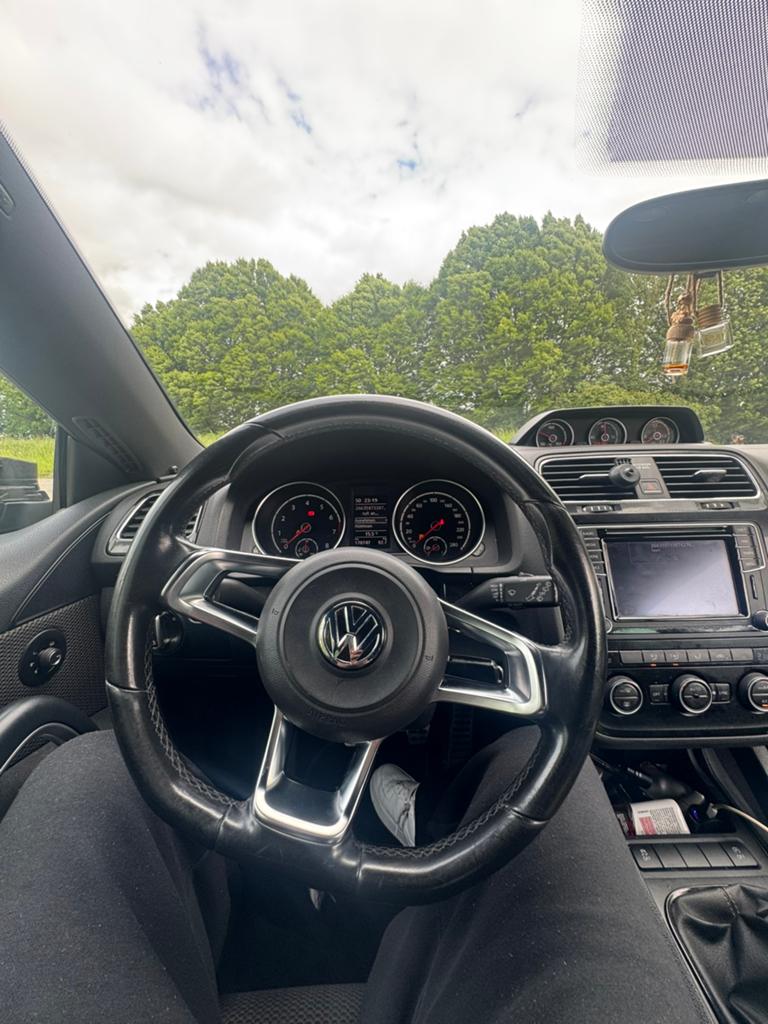 Scirocco 1.4 tsi 2015