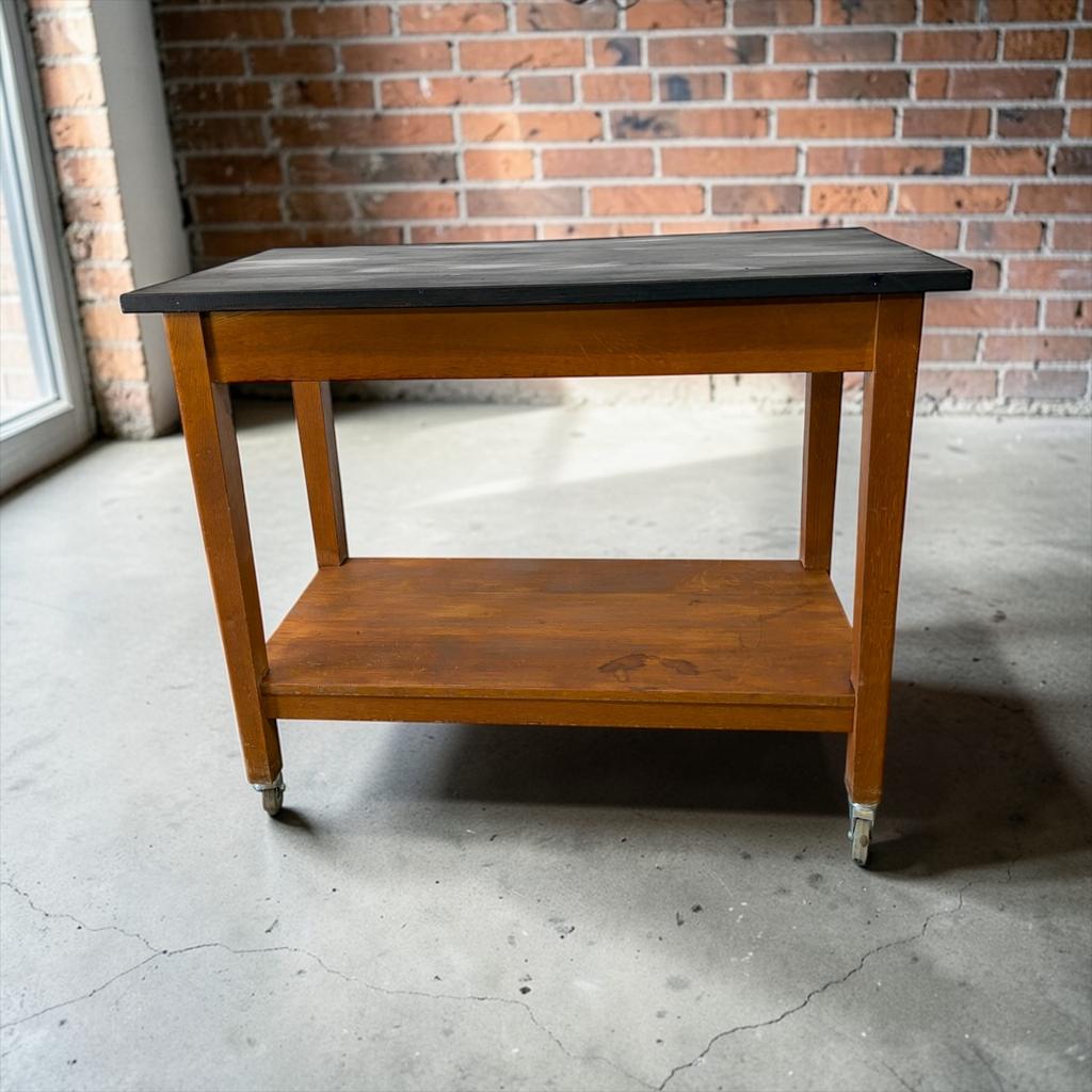 Vintage hoge houten tafel op wieltjes, Antiek en Kunst, Ophalen