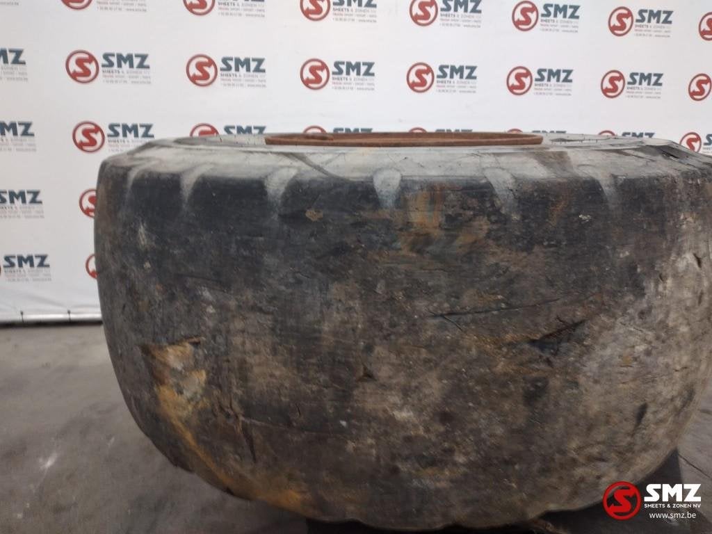 Occ pneu industriel Bridgestone 29.5R25, Autos : Pièces & Accessoires, Utilisé, Autres marques, Autres pièces automobiles