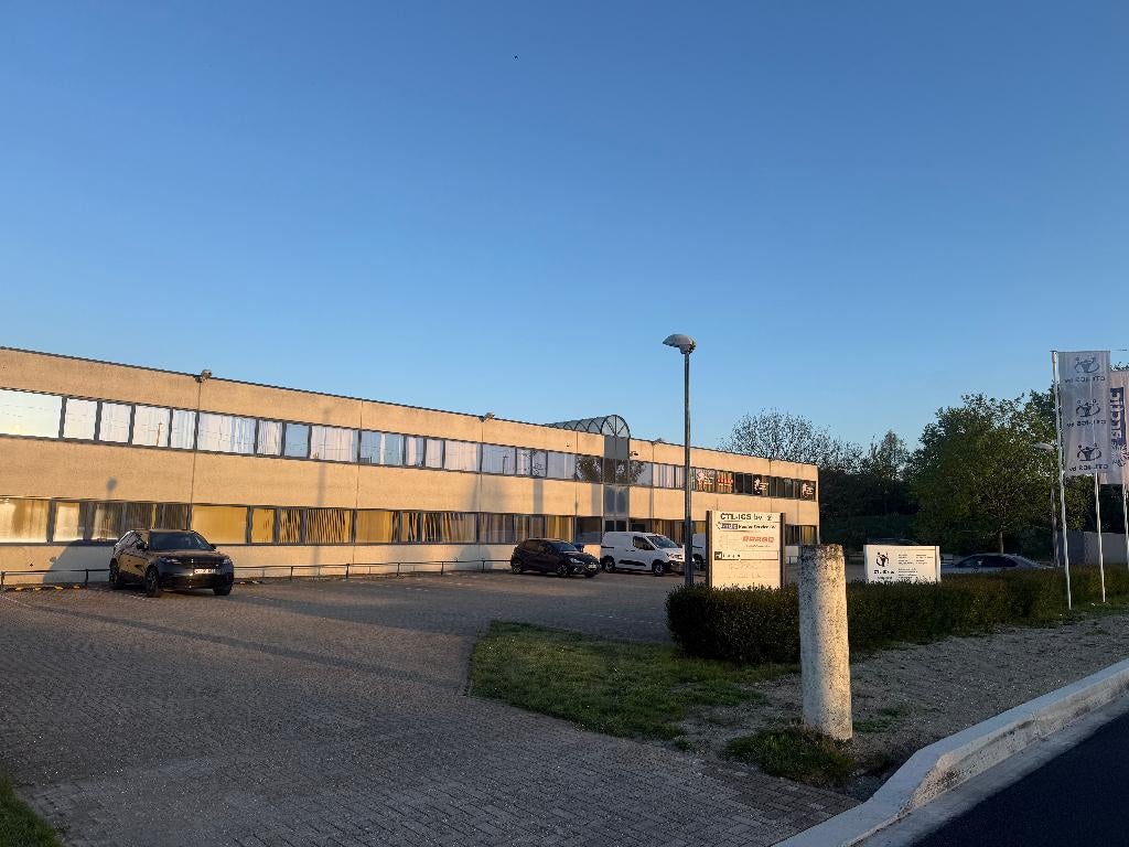 Kantoor - Te huur, Overige soorten, Direct bij eigenaar, Antwerpen (stad), 150 m²