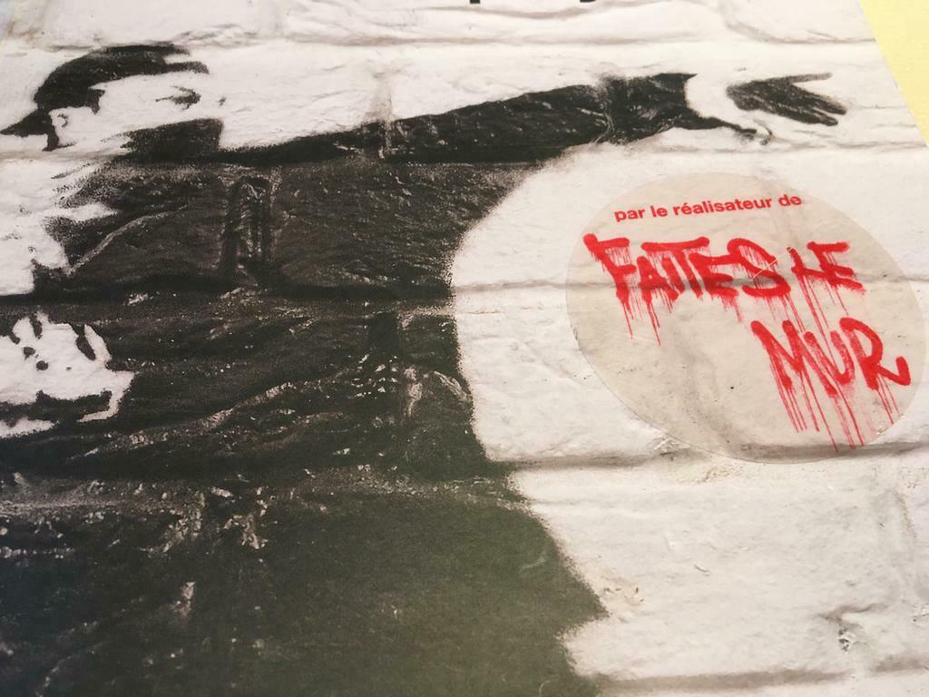 Grande monographie de Banksy 240pag 200ill, Enlèvement ou Envoi, Comme neuf, Sculpture
