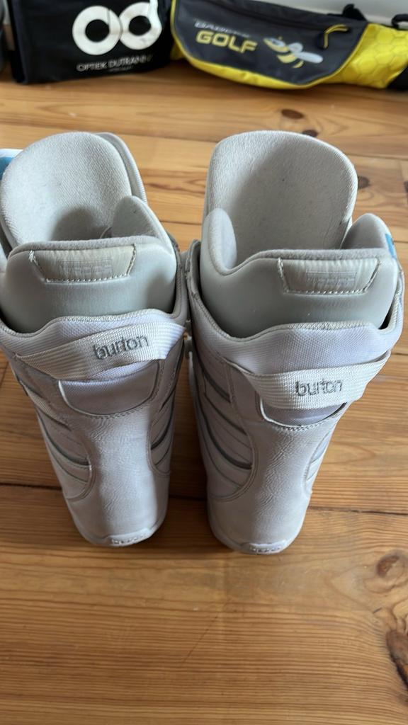 Burton snowboardschoenen, Sport en Fitness, Ophalen, Gebruikt