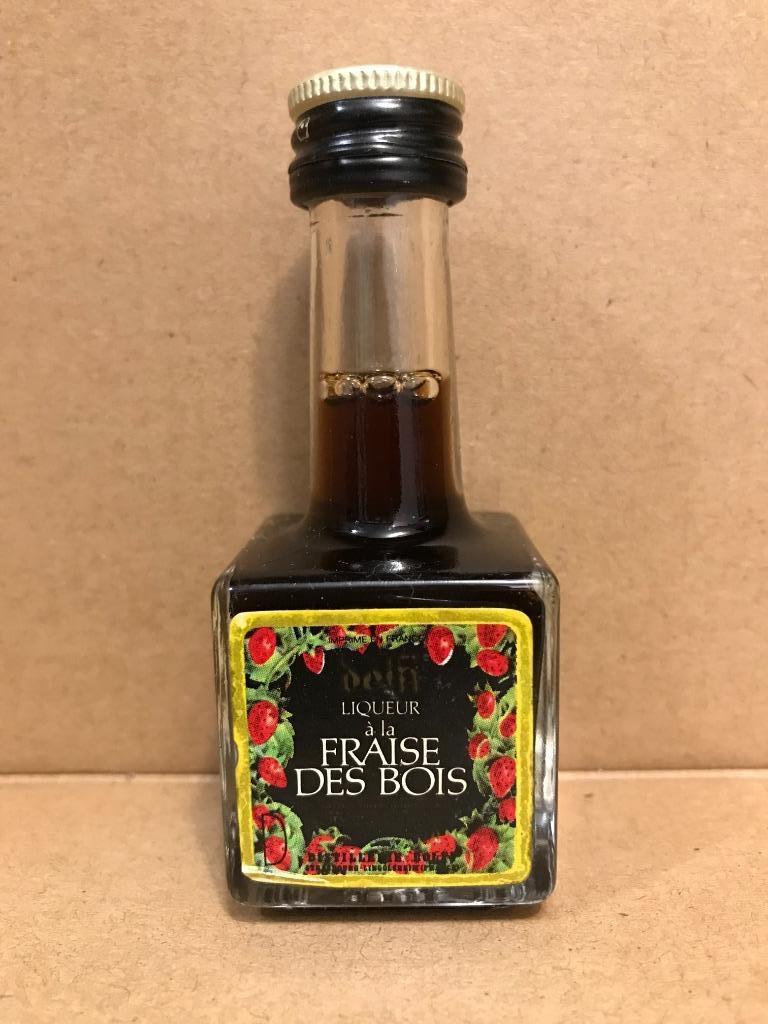 Liqueur à la Fraise des Bois - Dolfi - Mignonnette d'alcool, Enlèvement ou Envoi, France, Autres types, Pleine