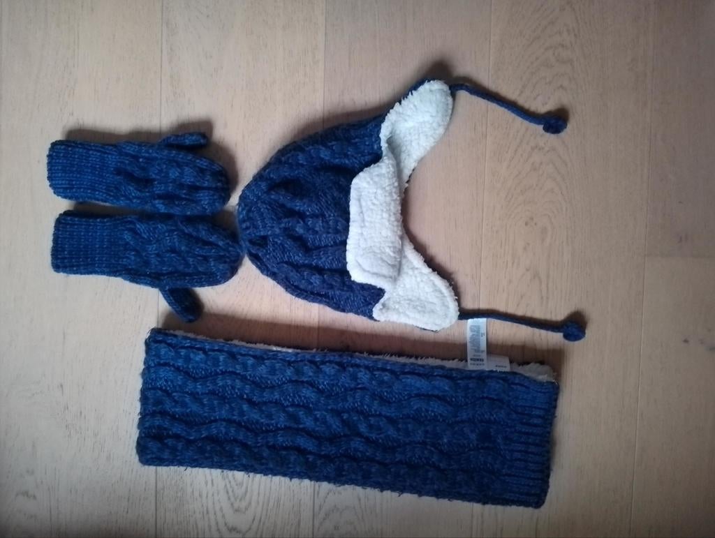 Ensemble bonnet, écharpe, mitaines - Lupido - taille unique, Enlèvement ou Envoi, Utilisé, Bonnet