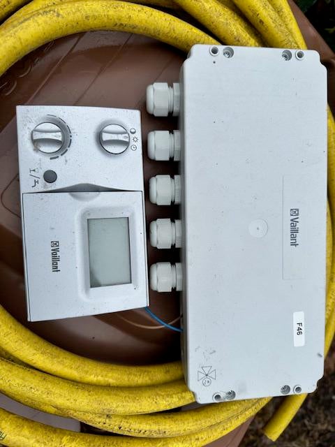 Vaillant kamerthermostaat, Ophalen, Zo goed als nieuw