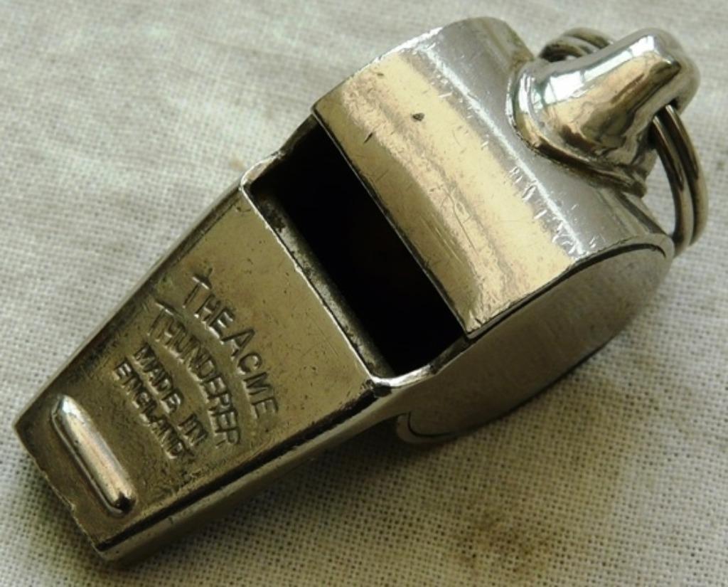 Rolfluit Scheidsrechtersfluit, Acme Thunderer 605, Small.(1), Collections, Enlèvement ou Envoi, Utilisé