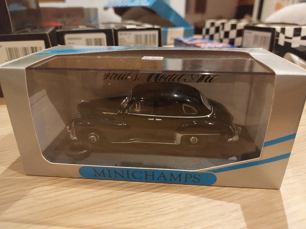 Minichamps Opel Kapitän 1951-53 black 1/43, Hobby en Vrije tijd, Ophalen of Verzenden, Nieuw, Auto, MiniChamps