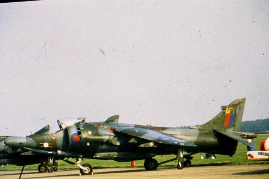 5 dia's van vliegtuigen & para's, Verzenden, Luchtmacht, Foto of Poster