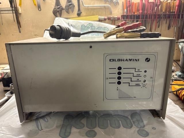 Chargeur batterie, Enlèvement, Utilisé