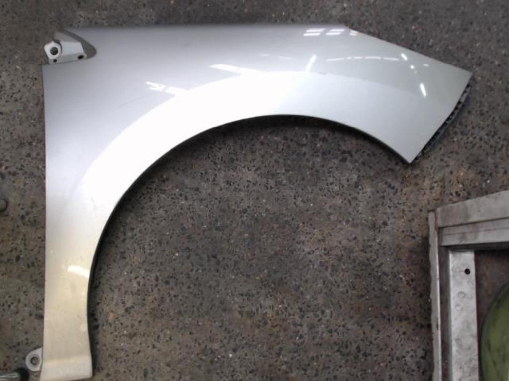 Aile avant droit Peugeot 206+ 2009-2013 LP/10730, Autos : Pièces & Accessoires, Enlèvement, Utilisé, Avant, Peugeot