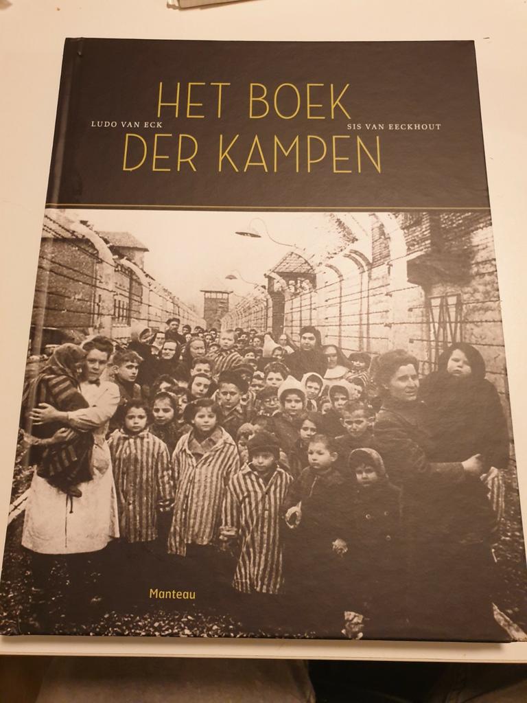 Annemie Reyntjens - Het boek der kampen NIEUW ! Ludo Van Eck, Boeken, Oorlog en Militair, Nieuw, Tweede Wereldoorlog, Ophalen of Verzenden