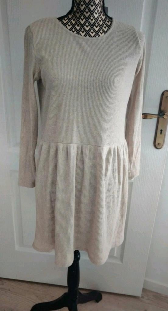 Robe neuve M, Enlèvement ou Envoi, Neuf