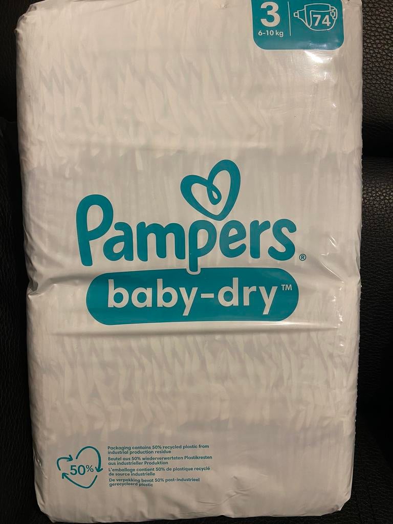 Langes pour bébés différentes tailles, Enfants & Bébés, Bains & Soins, Comme neuf