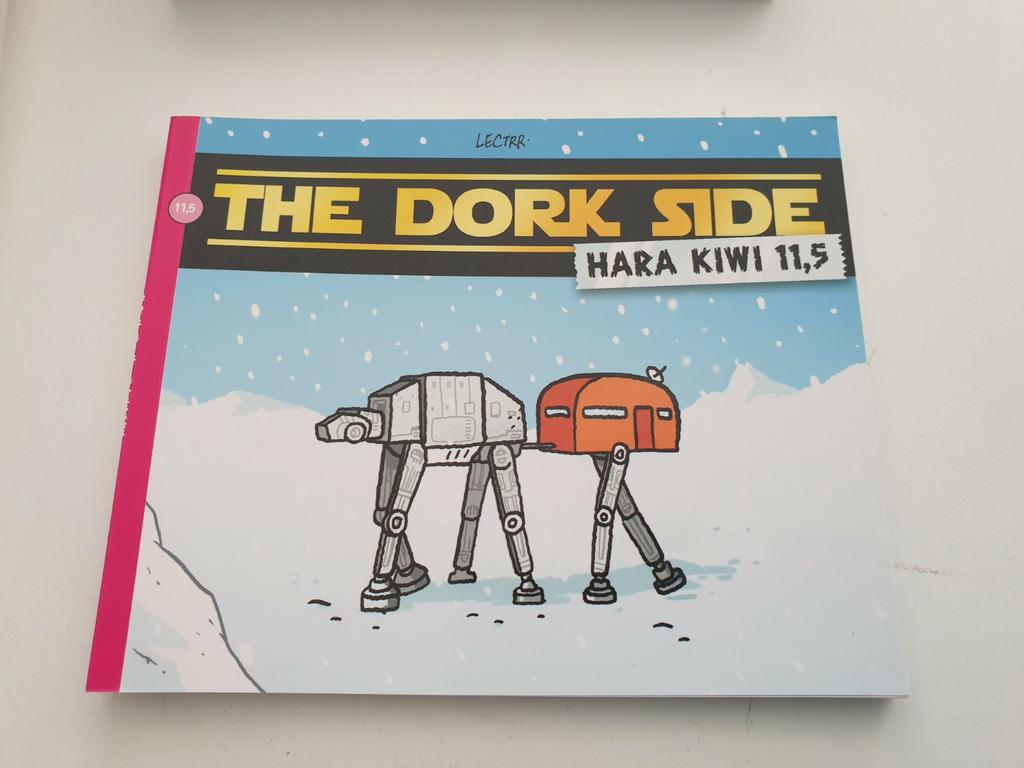 Lectrr - The dork side HARA KIWI 11,5 zeldzaam + deel 10, Livres, BD, Comme neuf, Enlèvement ou Envoi