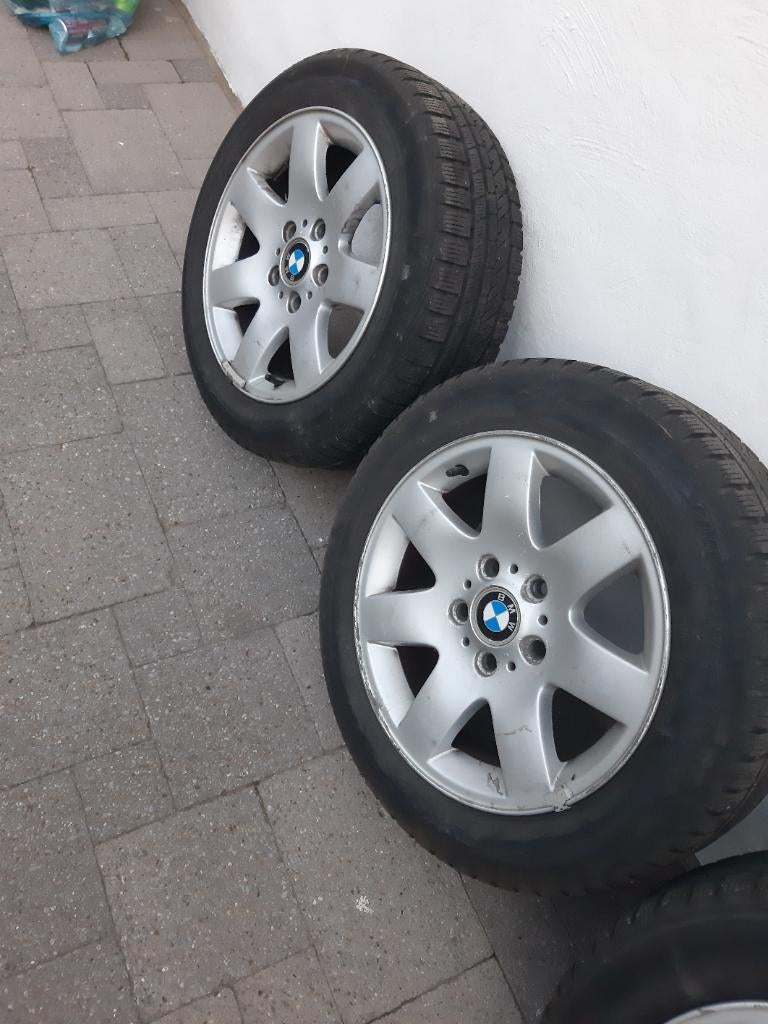 Bmw velgen met winterbanden, Auto-onderdelen, Ophalen, Gebruikt, Velg(en), 16 inch