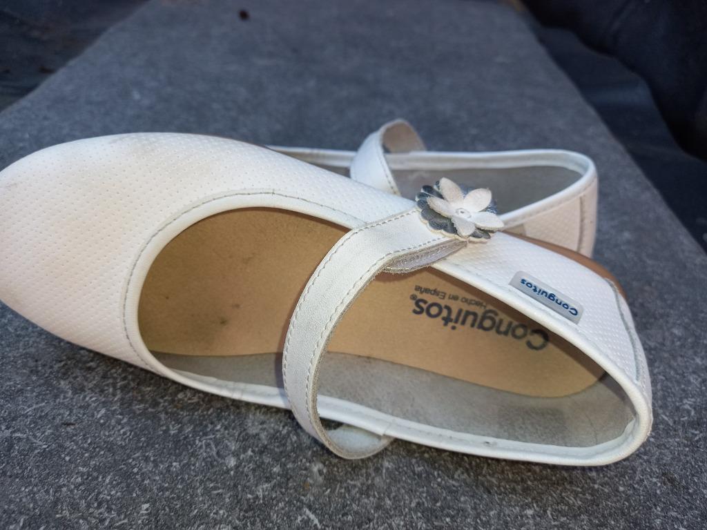 Conguitos ballerines blanches t.32 tb état, Enlèvement ou Envoi, Utilisé, Autres types, Conguitos