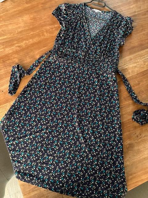 Robe Lola&liza taille 38, Taille 38/40 (M), Enlèvement ou Envoi, Lola & Liza, Comme neuf