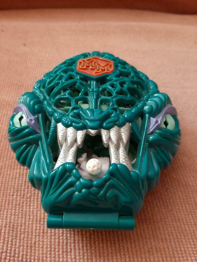 MM Bluebird alien, Enlèvement