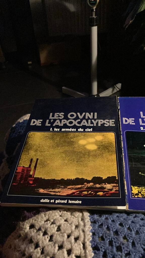 Les Ovni de l’Apocalypse - Daila et Gerard Lemaire, Livres, Enlèvement ou Envoi, Comme neuf