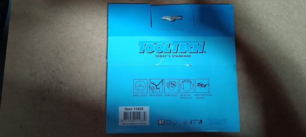 Lame de scie TOOLTECH 210 x 30 mm pour ALUMINIUM PVC NEUVE, Bricolage & Construction, Outillage | Pièces de machine & Accessoires