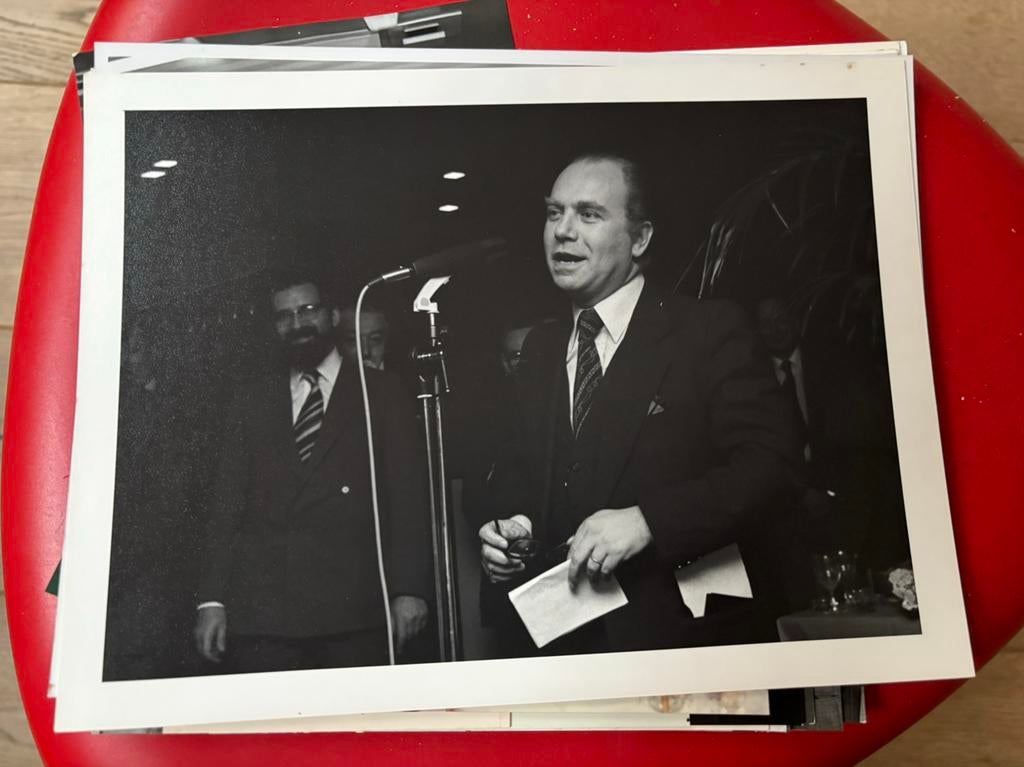 Mark Eyskens, Ophalen of Verzenden, Zo goed als nieuw