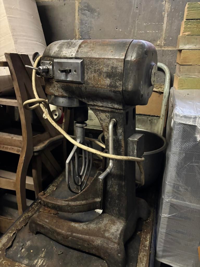 Hobart planeetmenger AE200 – zware industriële kwaliteit, Zakelijke goederen, Horeca | Keukenapparatuur, Bakkerij en Slagerij