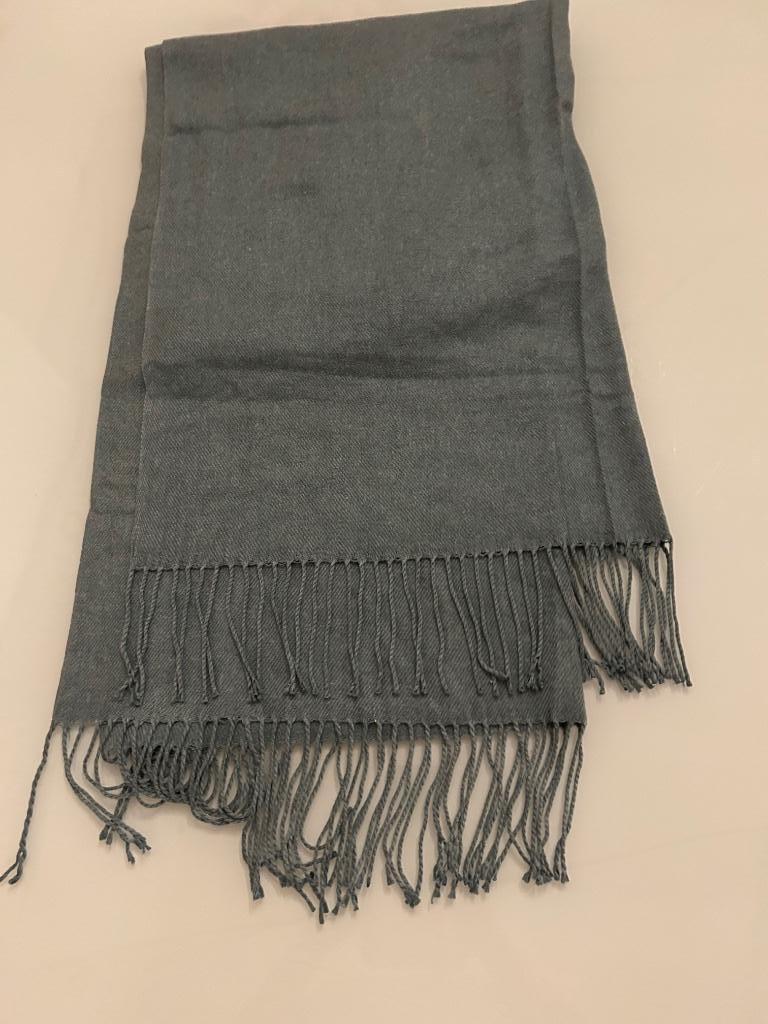Sjaal - wool - Nieuwstaat, ANDERE, Taille 46/48 (XL) ou plus grande, Enlèvement ou Envoi, Comme neuf