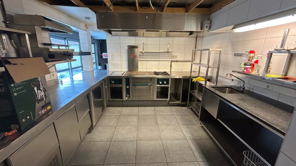 Kitchen/Keuken proffesionel te koop, Huis en Inrichting, Keuken | Complete keukens, Zo goed als nieuw, U-keuken, Grijs, Staal of Inox